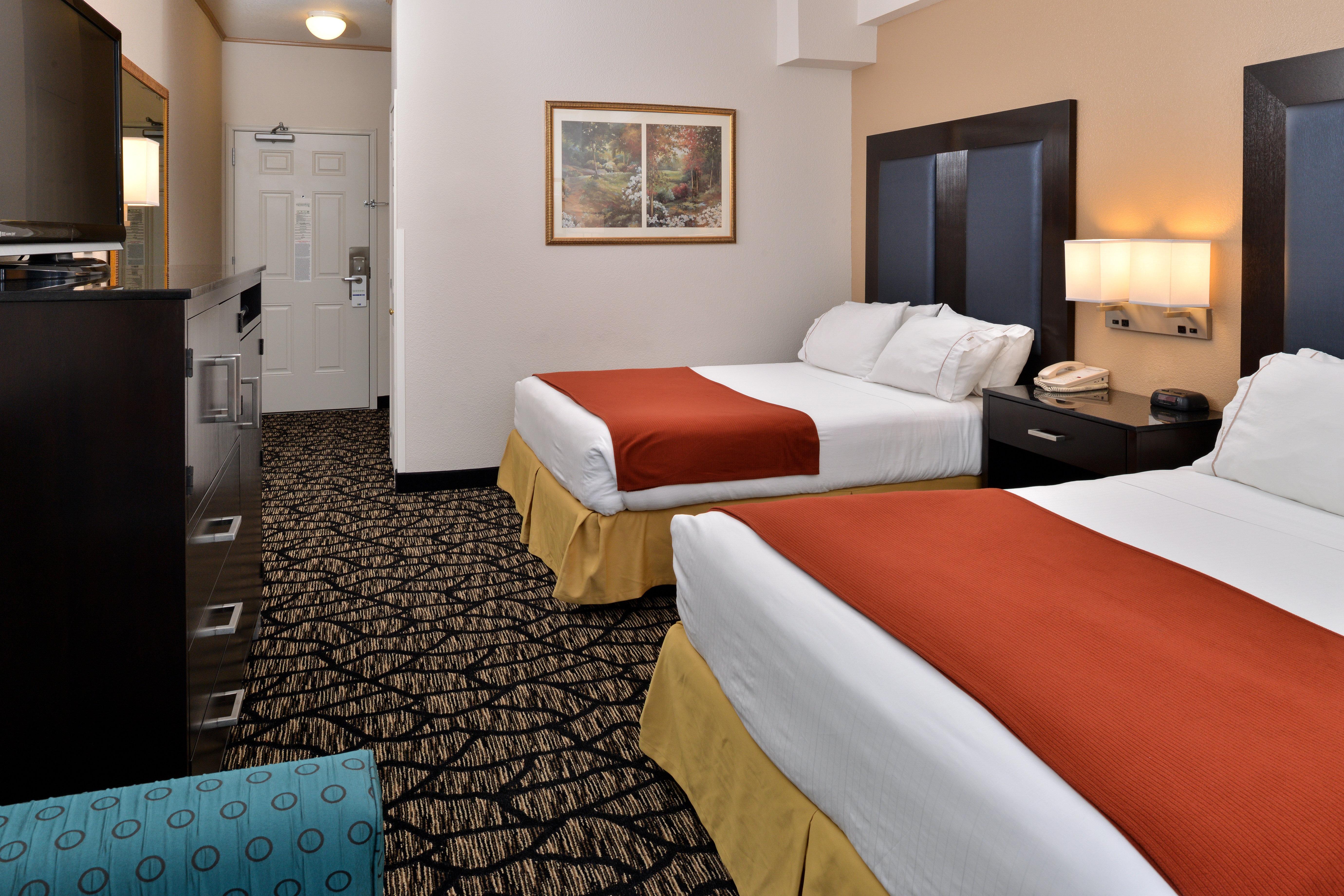 Holiday Inn Express & Suites Tacoma South - Lakewood By Ihg Екстериор снимка