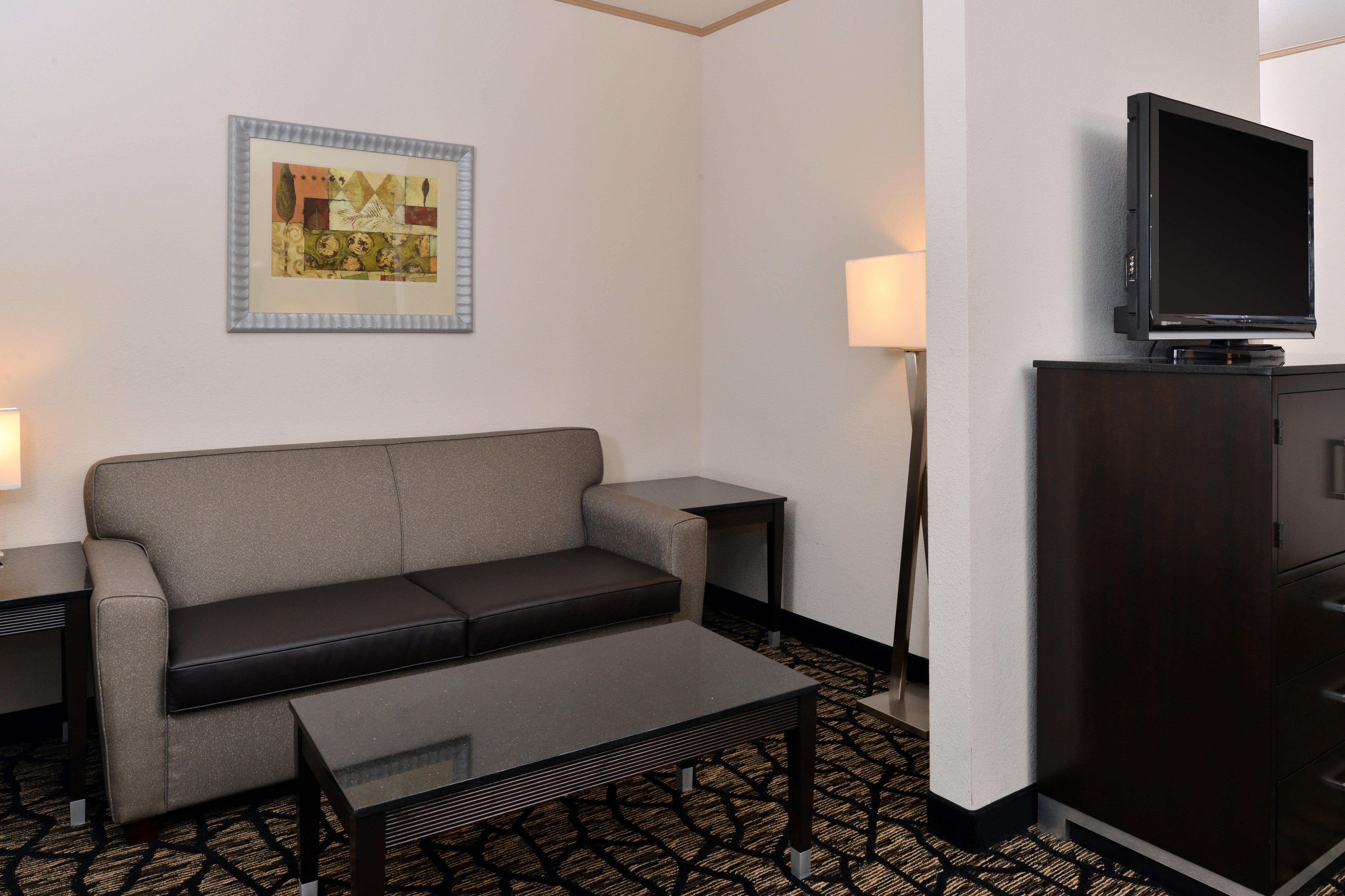 Holiday Inn Express & Suites Tacoma South - Lakewood By Ihg Екстериор снимка