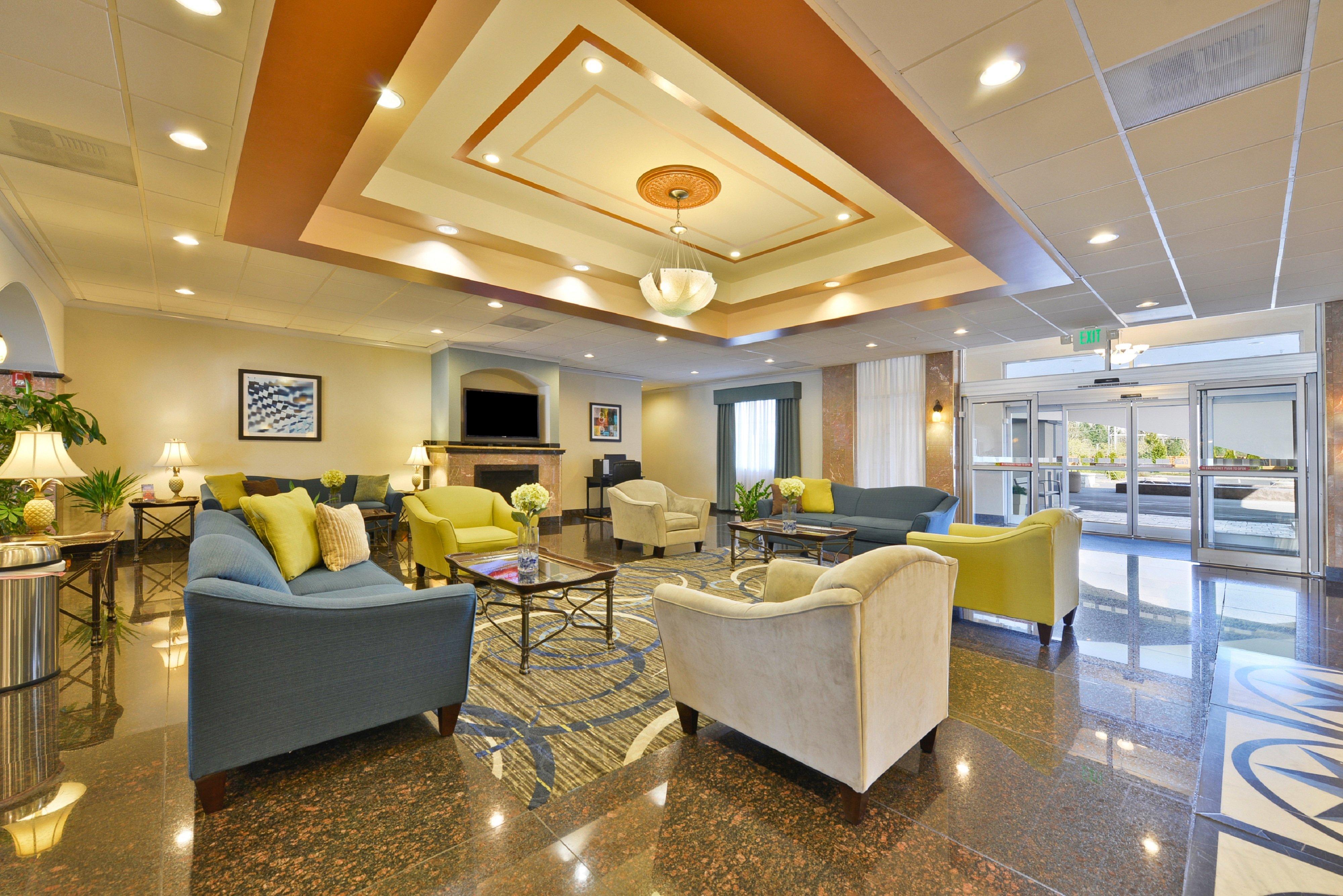 Holiday Inn Express & Suites Tacoma South - Lakewood By Ihg Екстериор снимка