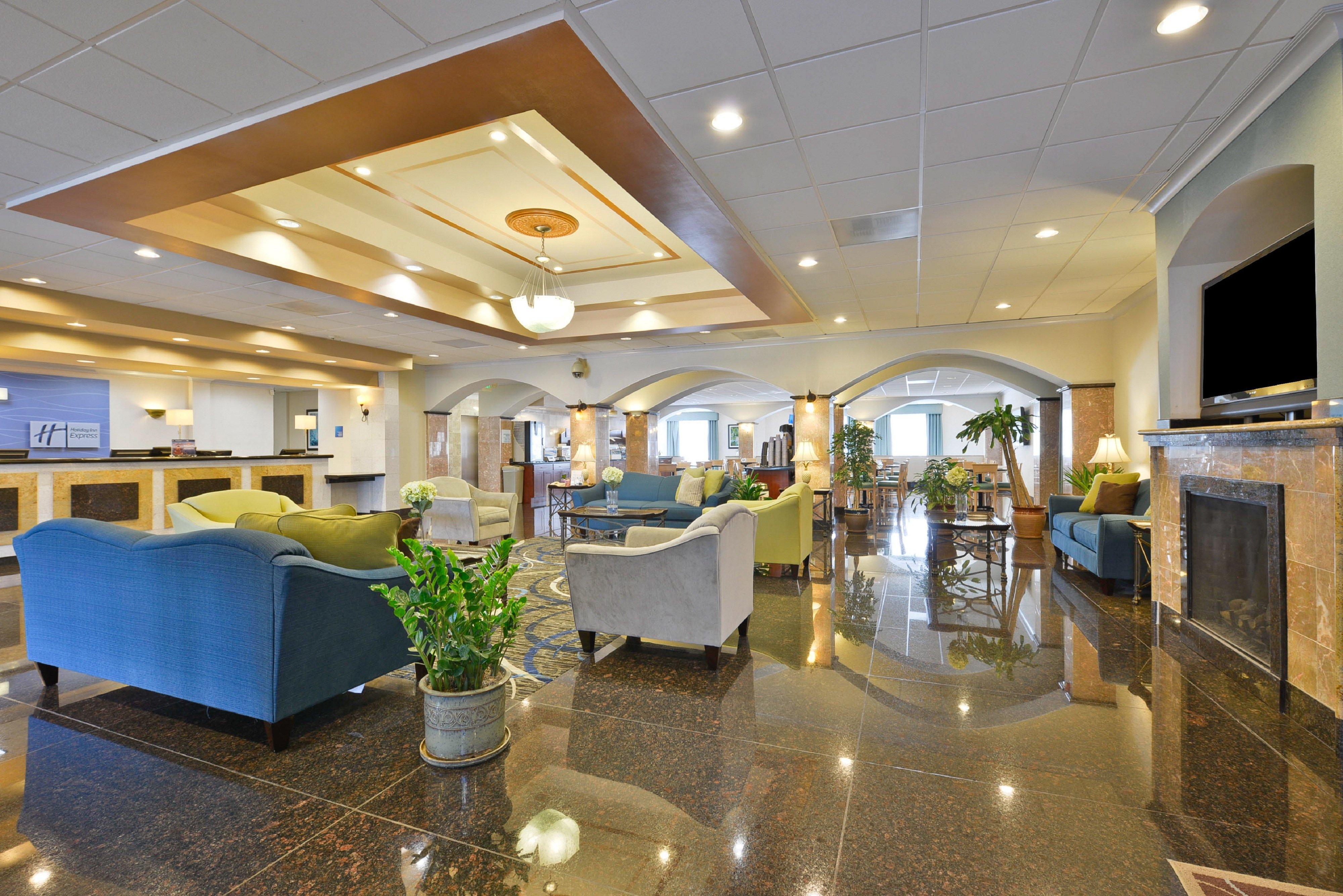 Holiday Inn Express & Suites Tacoma South - Lakewood By Ihg Екстериор снимка