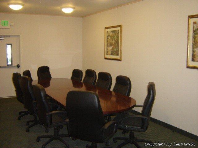Holiday Inn Express & Suites Tacoma South - Lakewood By Ihg Съоръжения снимка